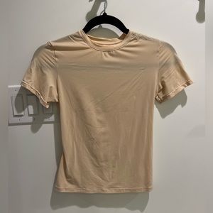 Skims fits everybody t-shirt